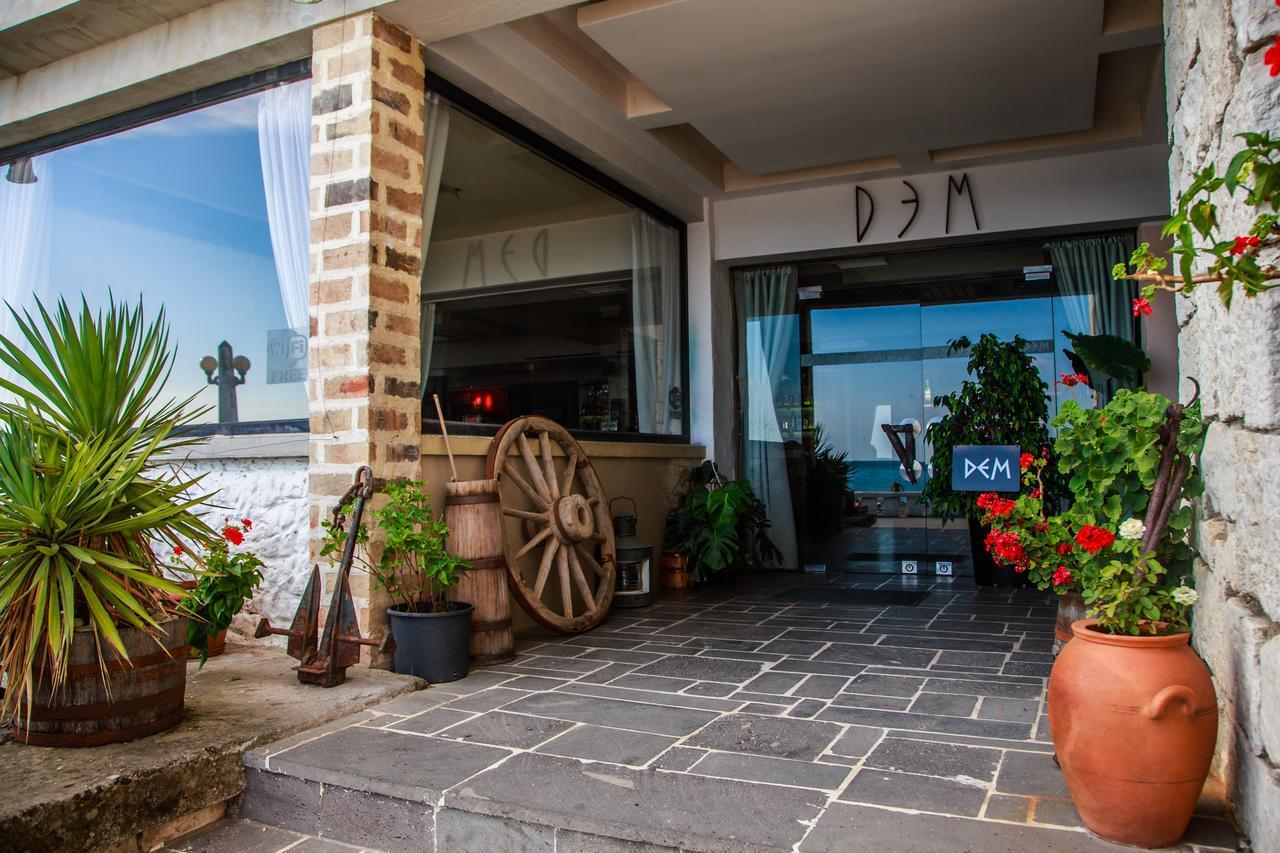 Dem Hotel Sukhumi Exterior foto
